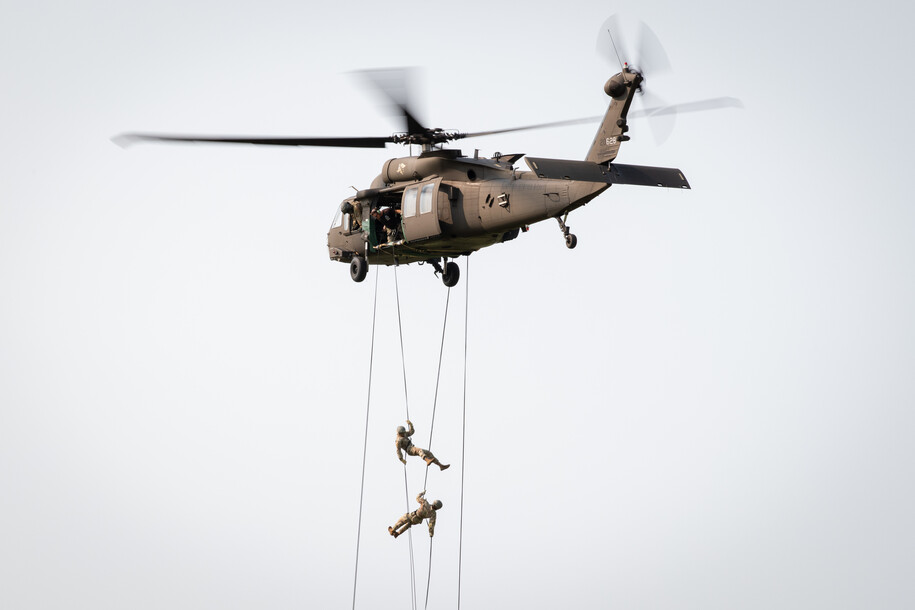 UH60 Black Hawk Helicopter